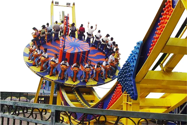 Crescent Shaped Flying Saucer Ride for All People