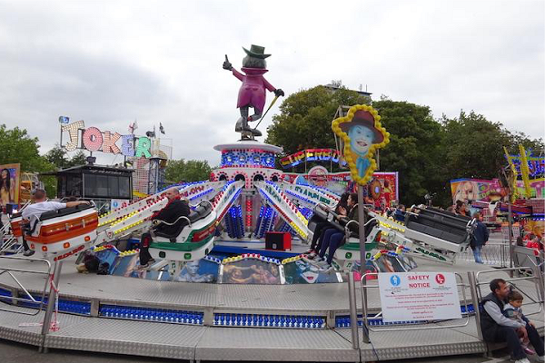 Fun Jumping Joker Fair Equipment