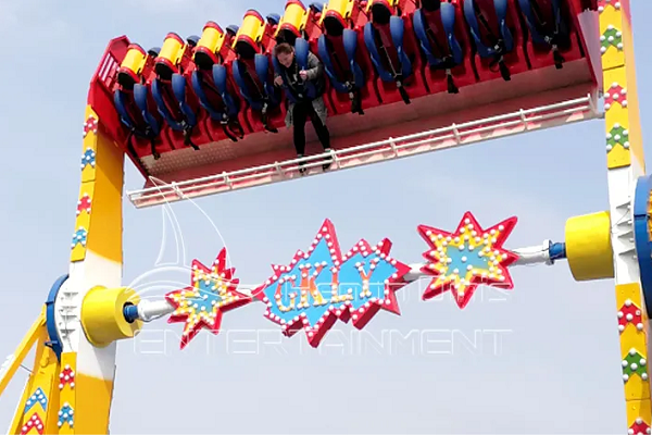 Insane Top Spin Carnival Attraction for All People