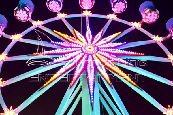 Park Sky Wheel with Colorful LED Lights