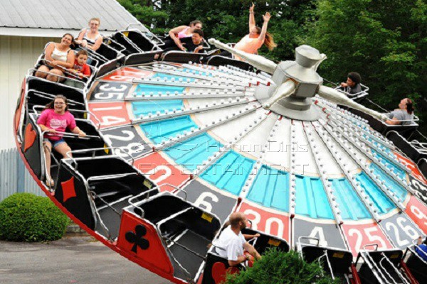 Thrill Trabant Casino Carnival Ride for Adults and Kids