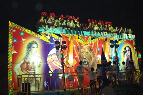 Miami Crazy Wave Ride